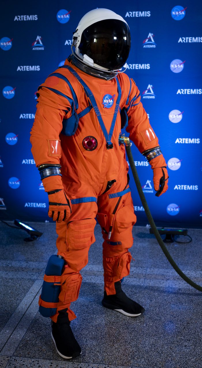 NASA Debuts New Spacesuits!  Orion Suit Equipped to Expect the Unexpected on Artemis Missions